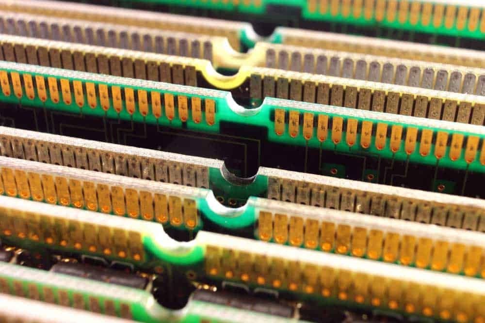 Gold-plated computer memory connectors